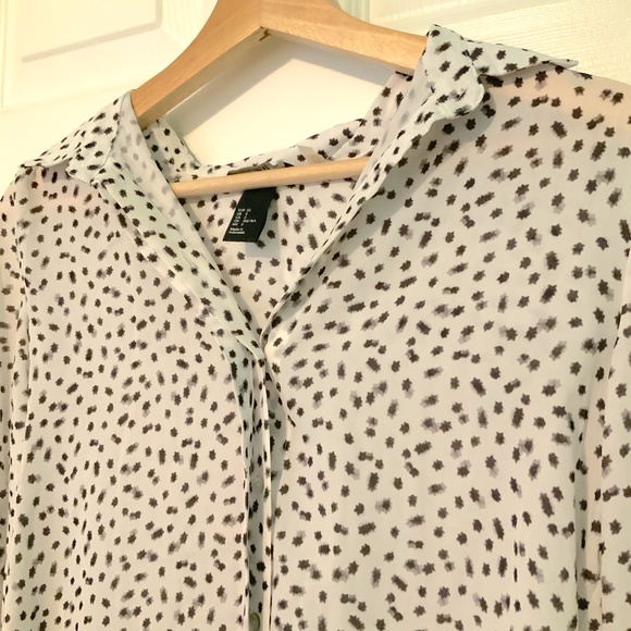 H&M High-Low Polka Dot Blouse, Size 2 - Picture 2 of 4